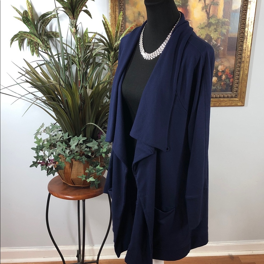 Chico’s Synergy Navy Women's Wrap Cadigan Blue Long Sleeve One Button Lagenlook - Picture 7 of 16
